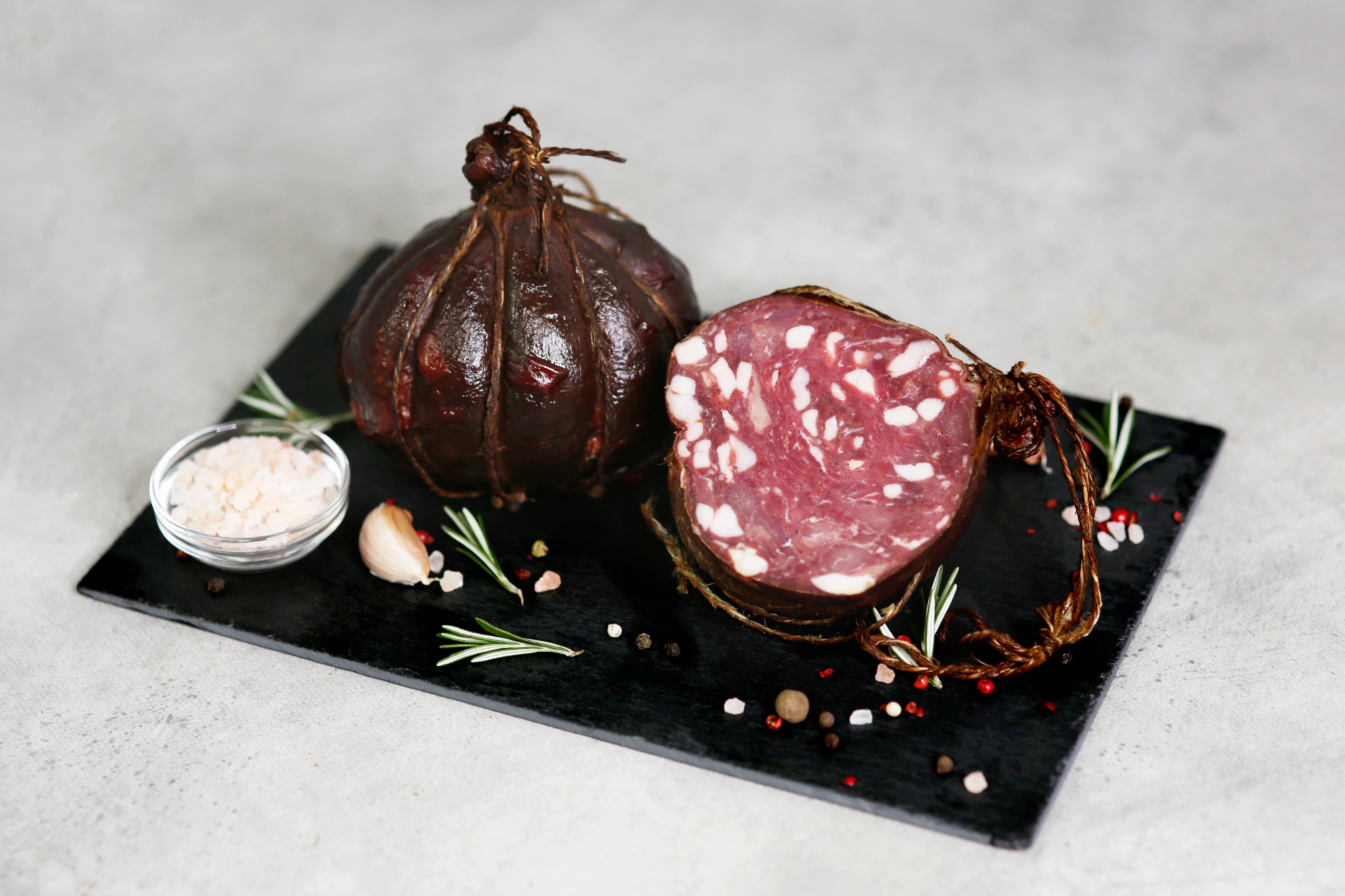 JURBARKŲ SKILANDIS šaltai rūkytas 600g.