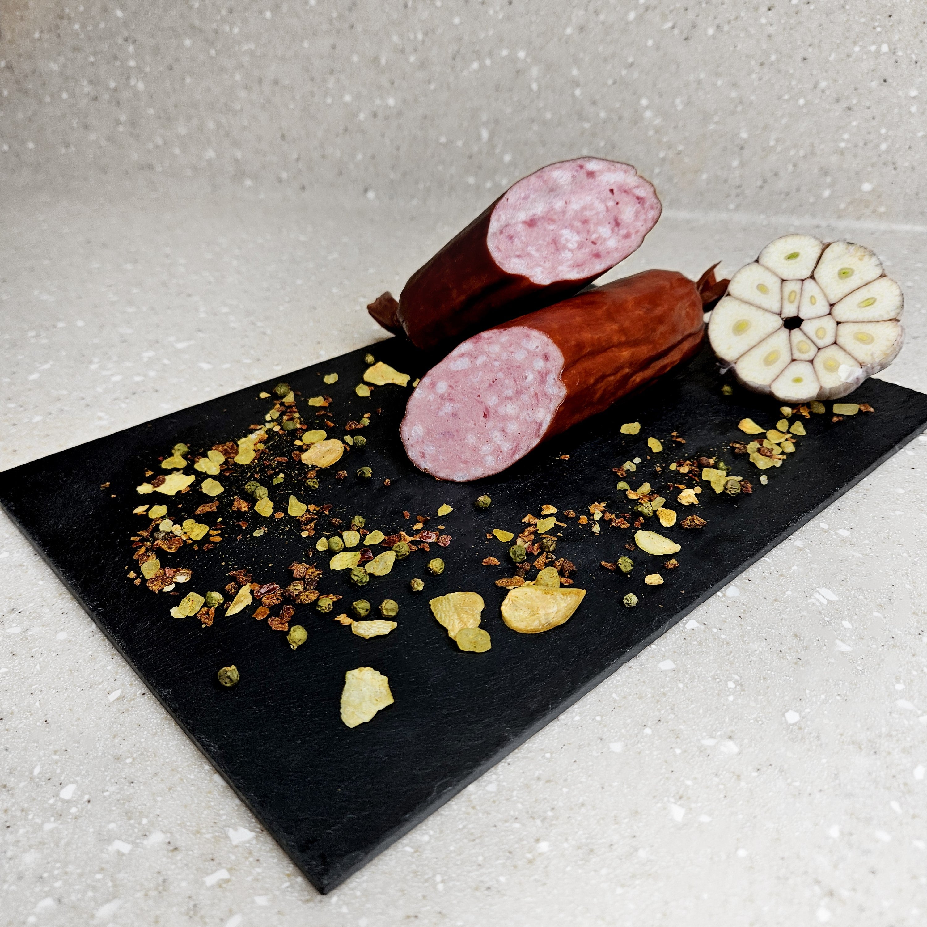 Karštai rūkyta dešra ~500g.